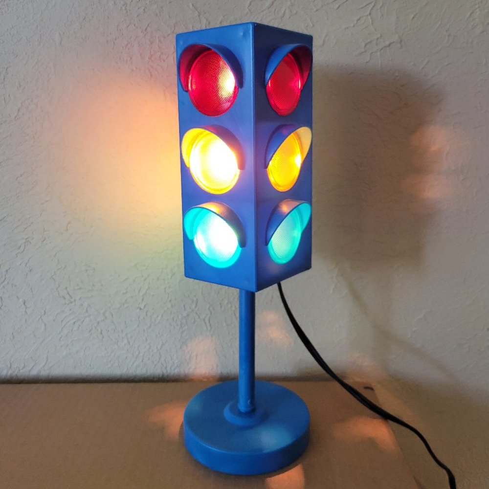 Traffic Signal Light
